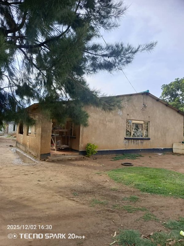 2.1 Acres Prime land for Sale in MAKENI near BAYUNI SCHOOLS.