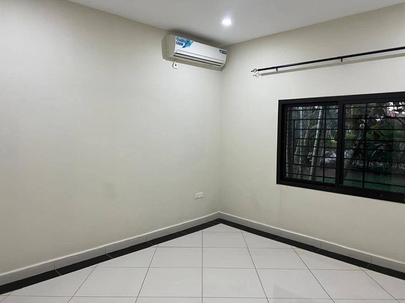 Three Bedroom House, Makeni