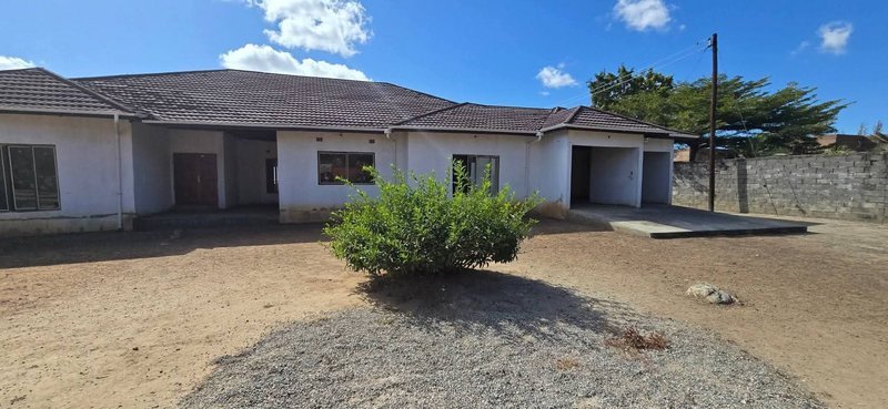 Four Bedroom Unfurnished House  Kabulonga