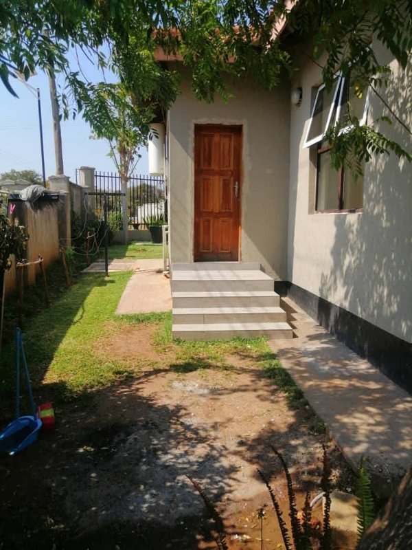 Three Bedroom For Sale, Roma Park