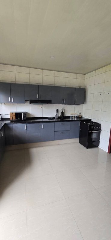 Three Bedroom Furnished, Ibex Hill