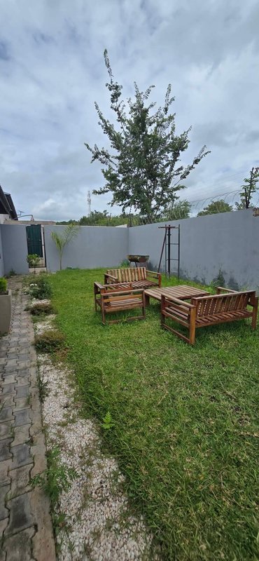 Three Bedroom Furnished, Ibex Hill