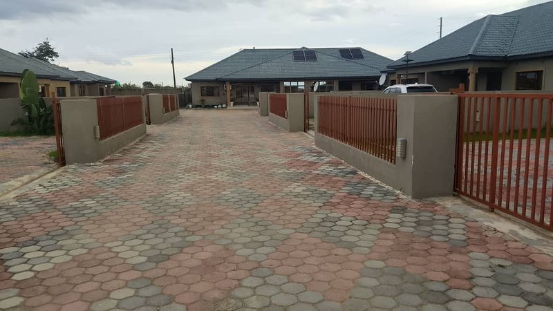 3 BEDROOM FLAT FOR RENT IN SILVEREST