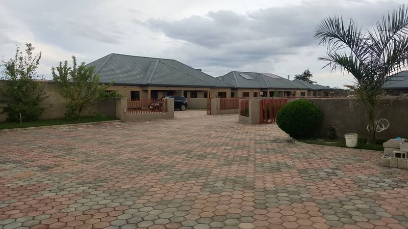 3 BEDROOM FLAT FOR RENT IN SILVEREST