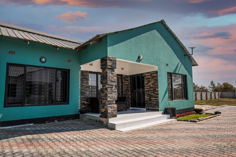 beautiful 3 bedroom flat