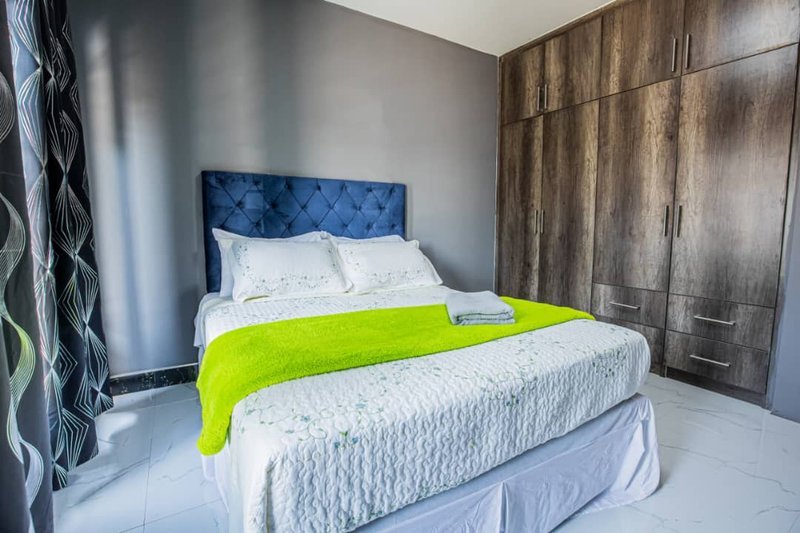 beautiful 3 bedroom flat