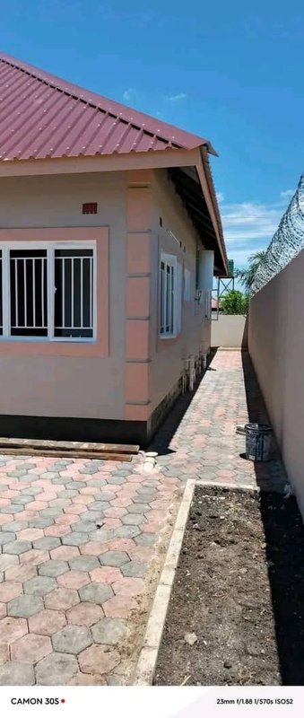 NEWLY BUILT MODERN 3 BEDROOMS IN KAMWENA CHAMBER VALLEY