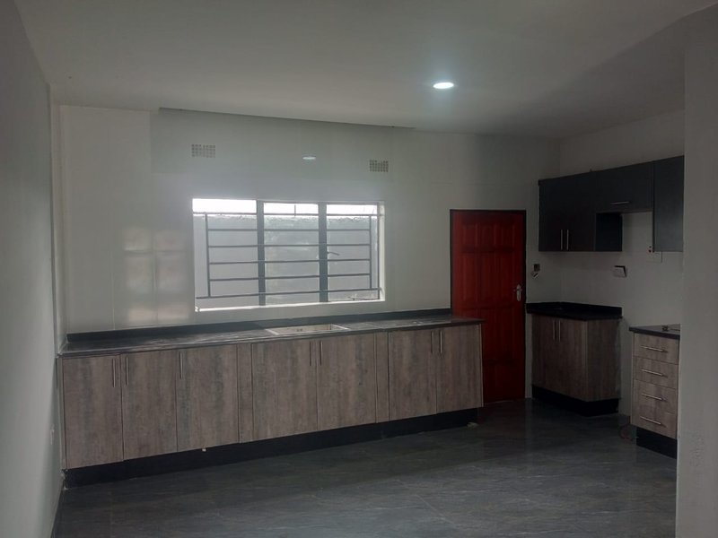 Newly built 3 bedroomed semidetached flats in Meanwood Kamwena phase 4 for rent