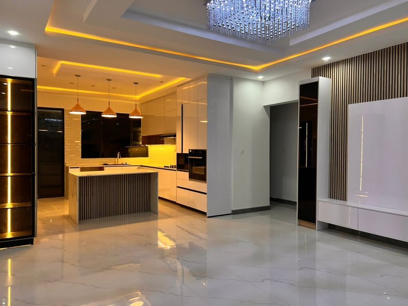 NEW KASAMA|EXQUISITE TWO (2) BED TWO BATH APARTMENT|RENT|K22,000