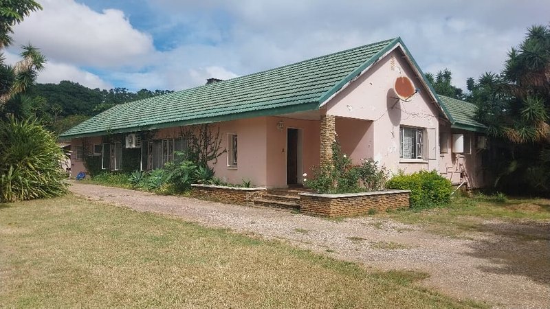 Old 4bed house for sale