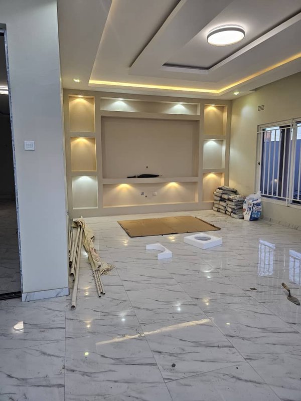 3 bedrooms all bedrooms self-contained chamber valley kamwena