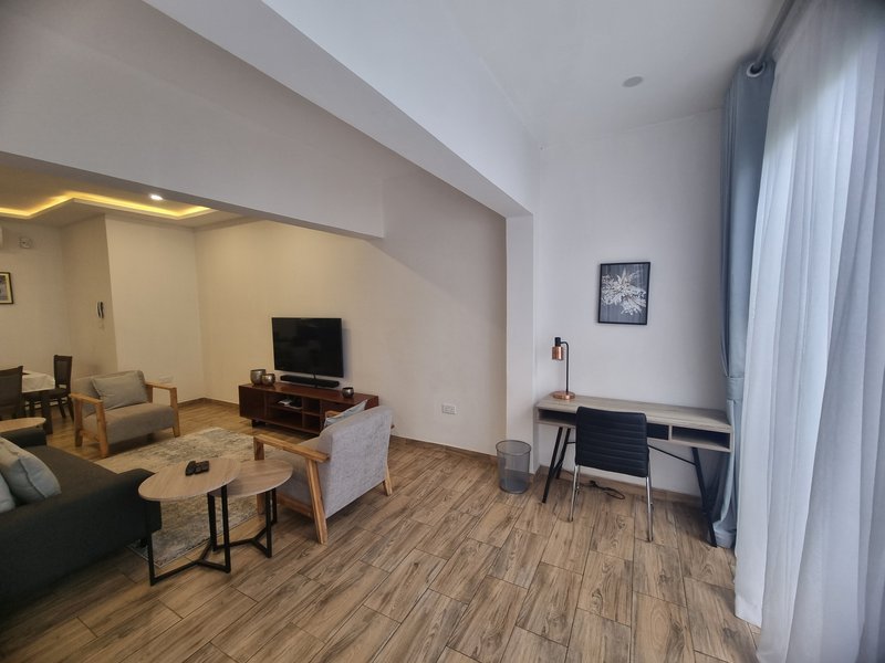 2 and 1 bed furnished apartments