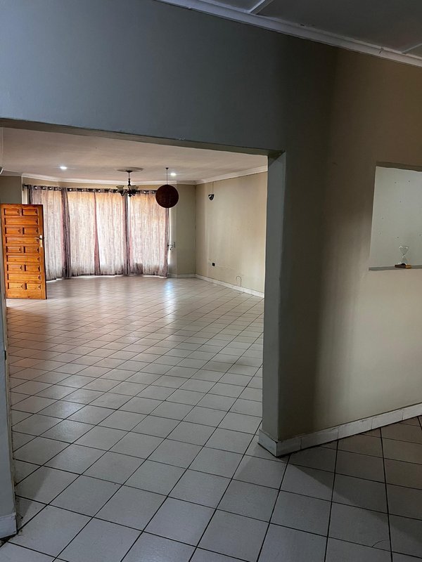 2 Bedroom Semi-Detached Flat for Rent | Chudleigh | K12,000/month