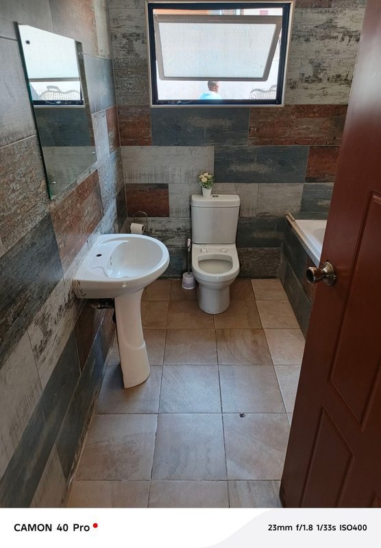 SALAMA PARK|3*BED STANDALONE HØUSE MSC|RENT| COMMERCIAL USE_STRICTLY ADMINISTRATIVE (K15,000)|RESIDENTIAL K12,000