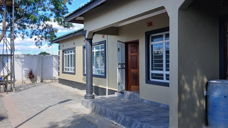 SILVEREST RENT SEMI-DETACHED FLAT BEHIND ZAMBEEF