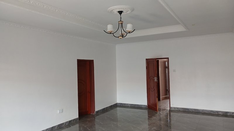SILVEREST RENT SEMI-DETACHED FLAT BEHIND ZAMBEEF