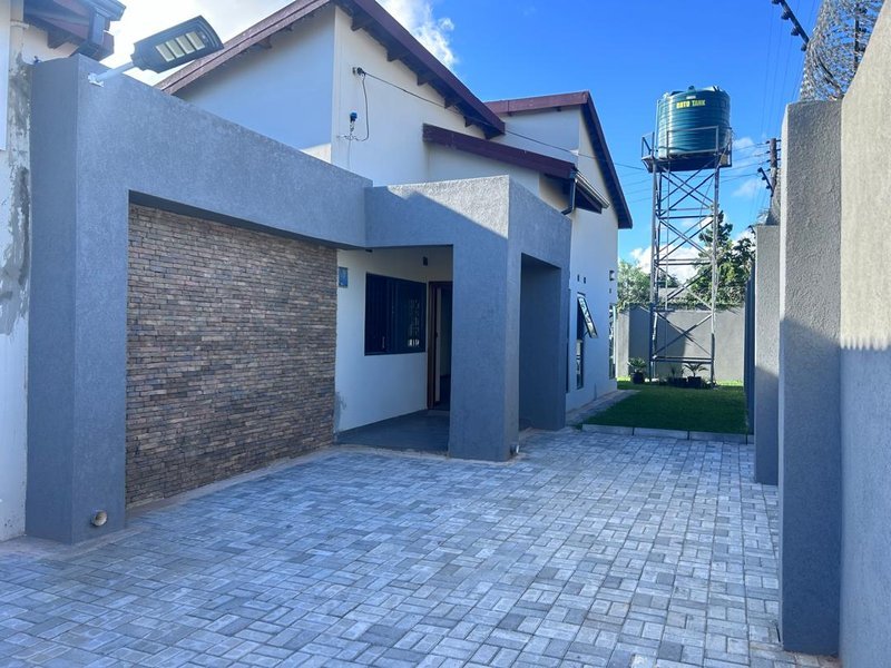 IBEX HILL NEAR MEMORIAL|NEWLY BUILT ONE BED (K10,000) & TWO BED (K15,000)|RENT|BACK UP POWER& ØWN PRIVATE BACK