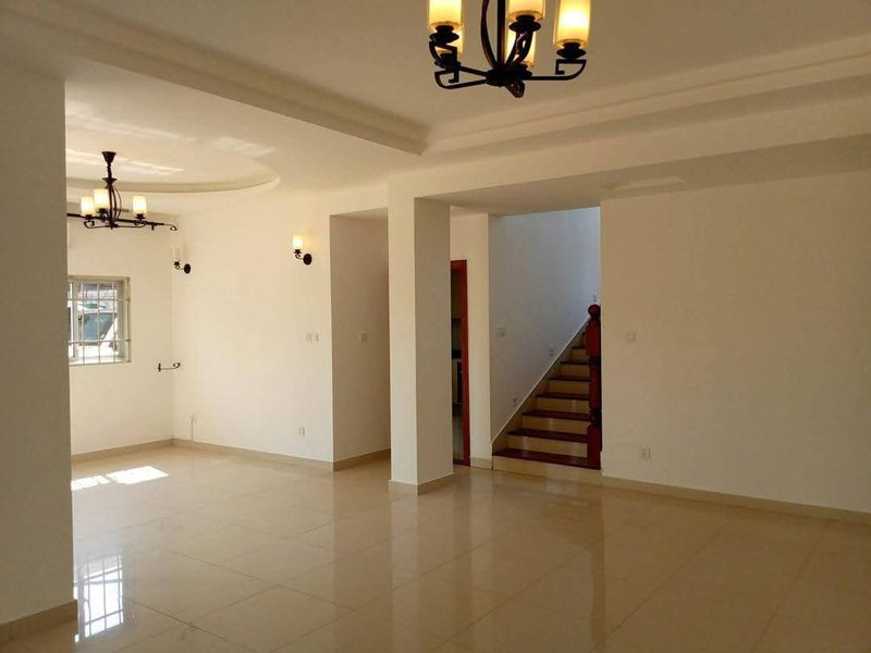 For rent | Kabulonga | 3bedroome double storey apartments