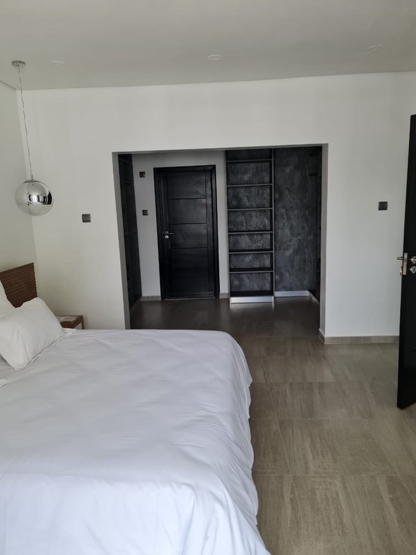 2 Bedrooms Fully Furnished Executive Apartment in Longacres