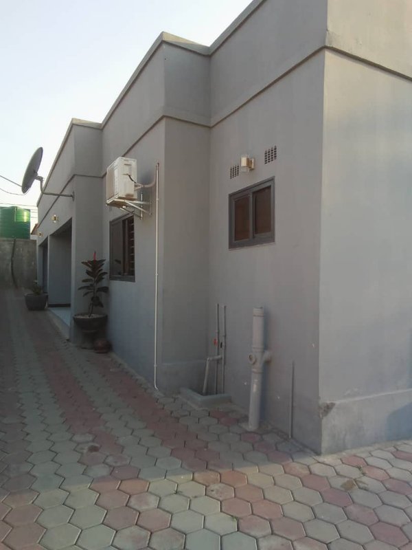 Beautiful 2 Semi-Detached House.