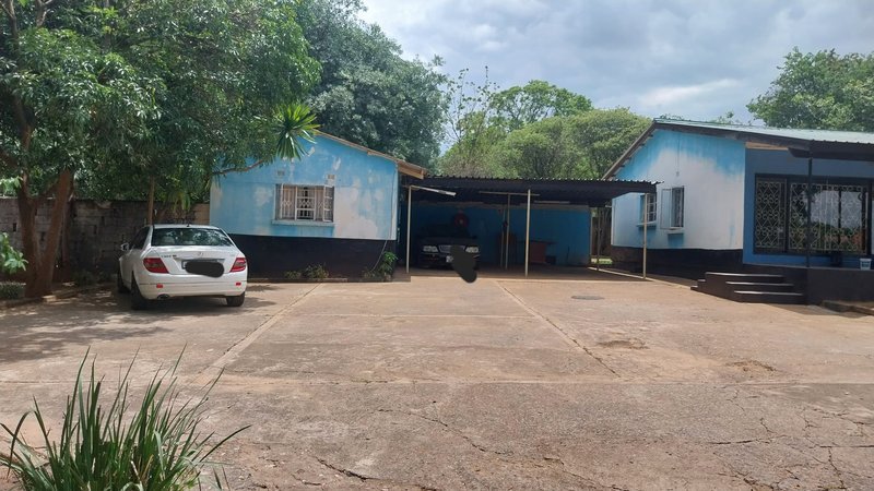 1.25 ACRE lot