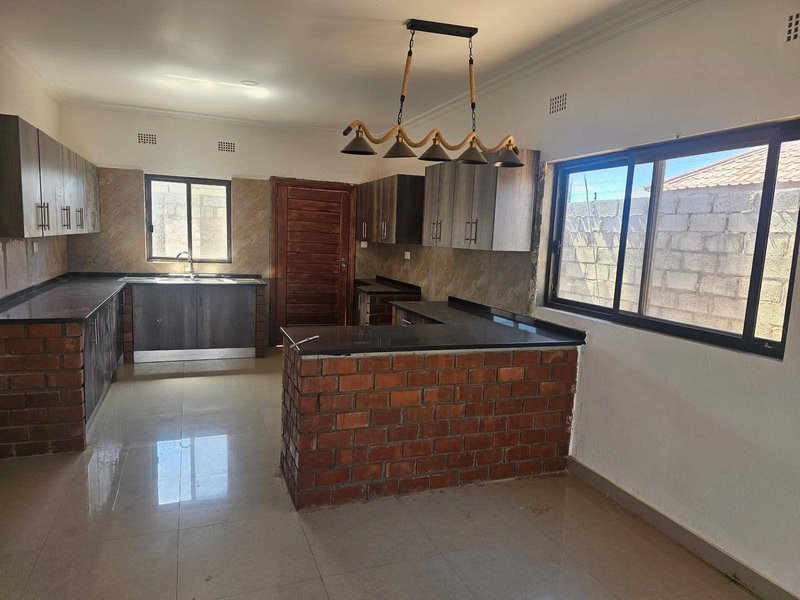 CHALALA SHATUMBU|NEWLY BUILT THREE (3) BED STANDALONE HOUSE 🏡|RENT|K15,000