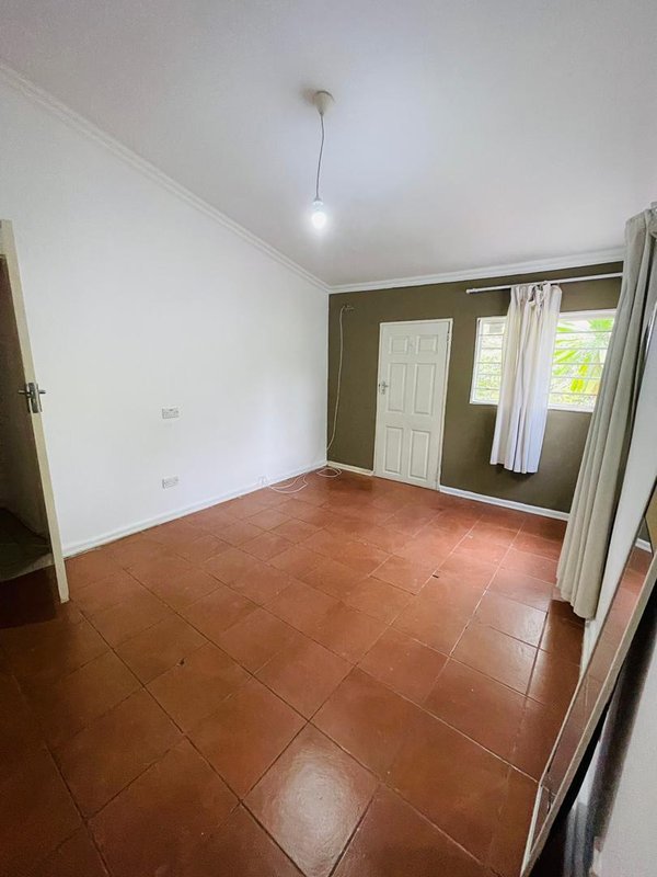 Olympia|Executive 5 bedroom 5 bathroom house|Rent|Commercial $2500|Residential $2,000.