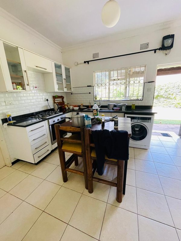 Olympia|Executive 5 bedroom 5 bathroom house|Rent|Commercial $2500|Residential $2,000.