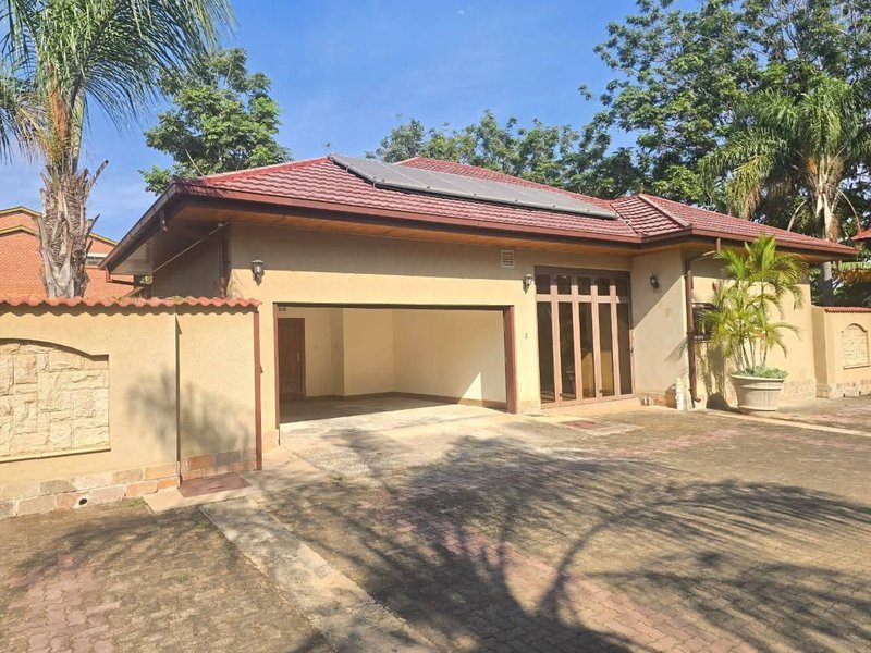 RHODES PARK|RENT – FURNISHED APARTMENT – $2000