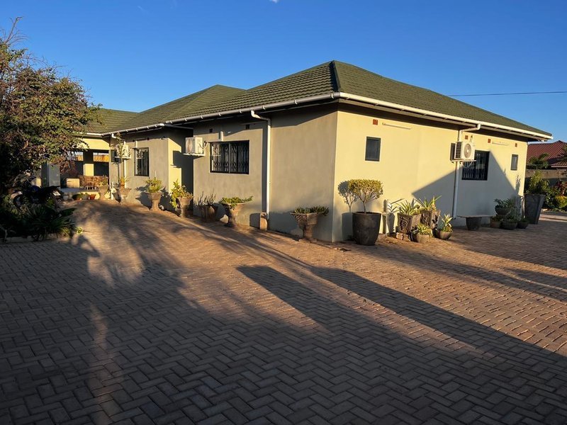 FURNISHED 3 BEDROOM APARTMENT FOR RENT IN NEW KASAMA