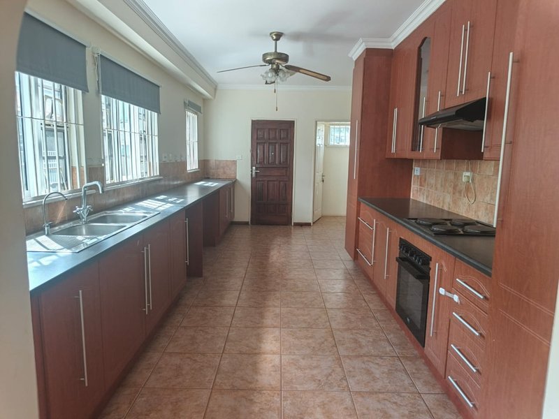 NEW KASAMA OFF LEOPARDS HILL| THREE (3) BED TOWN HOUSE 🏠 |YARD OF (7*) UNITS|RENT|$2,000