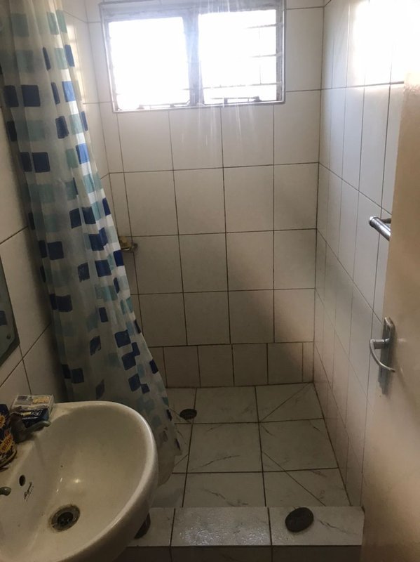 Bed spaces for rent in kamwala south