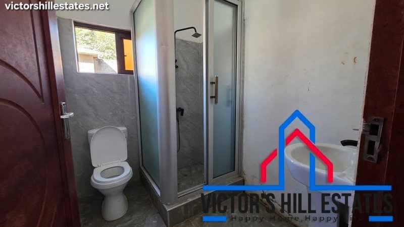 🏡 𝗕𝗢𝗔𝗥𝗗𝗜𝗡𝗚 𝗛𝗢𝗨𝗦𝗘 𝗙𝗢𝗥 𝗦𝗔𝗟𝗘 𝗜𝗡 𝗦𝗜𝗟𝗩𝗘𝗥𝗘𝗦𝗧 𝟰𝟬𝟬𝗠 𝗙𝗥𝗢𝗠 𝗨𝗡𝗜𝗟𝗨𝗦 𝗚𝗔𝗧𝗘