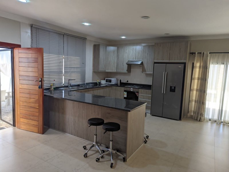 WOODLANDS, CEDAR RD |RESIDENTIAL PROPERTY| FOR RENT|Furnished $2000|🔗Unfurnished K20,000 per month