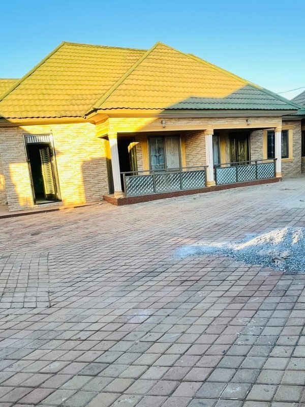 SPACIOUS BEDSITTERS FOR RENT IN CHALALA