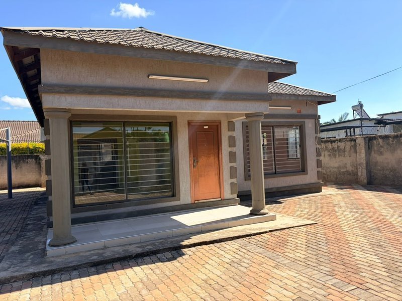 2 bedroom house for rent in meanwood ibex