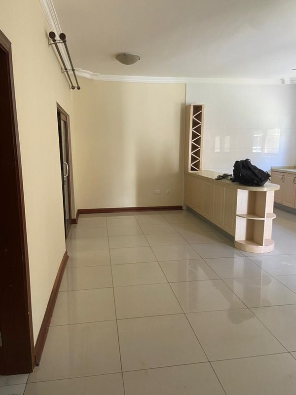 3bed 3bath apartment