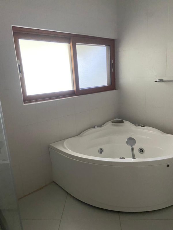 3bed 3bath apartment