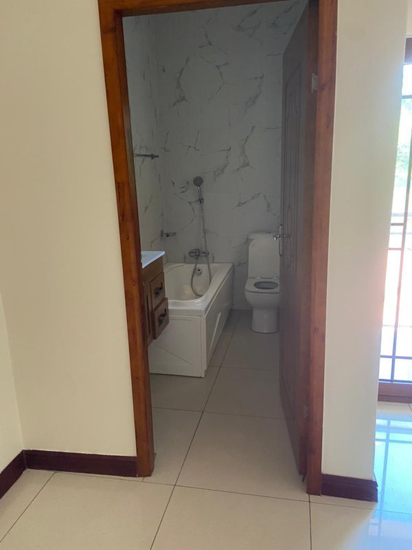 3bed 3bath apartment