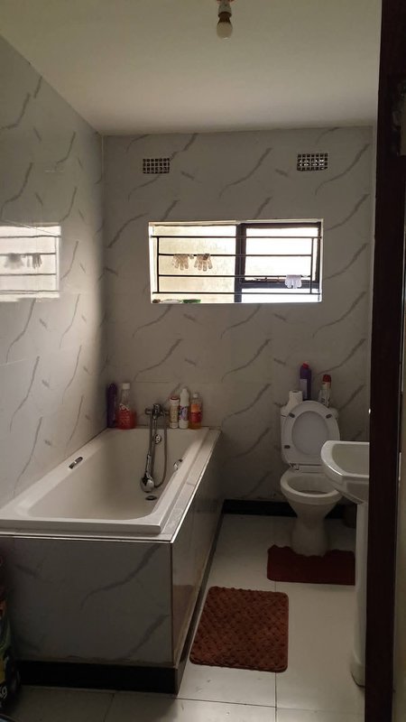 OFFICE SPACE 3-BEDROOM STANDALONE HOUSE FOR RENT - IBEX HILL OFF MAIN STREET NEAR CIDAZ HQ