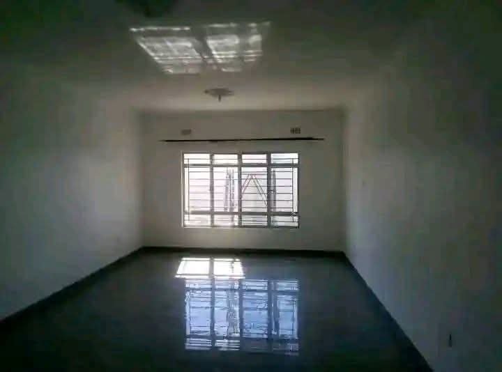 SILVEREST FLAT
