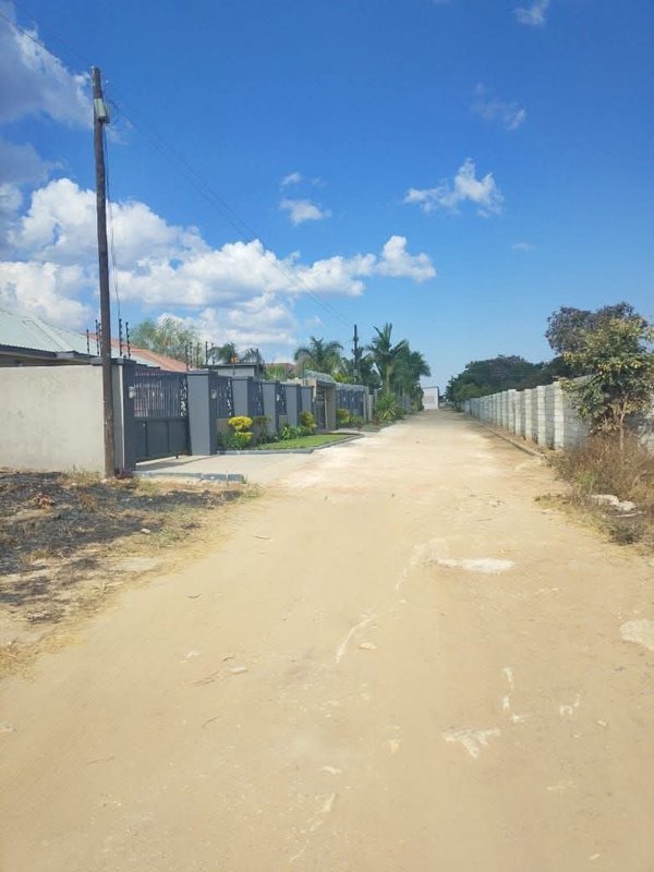 3 BEDROOMED FLAT FOR RENT IN WATERFALLS