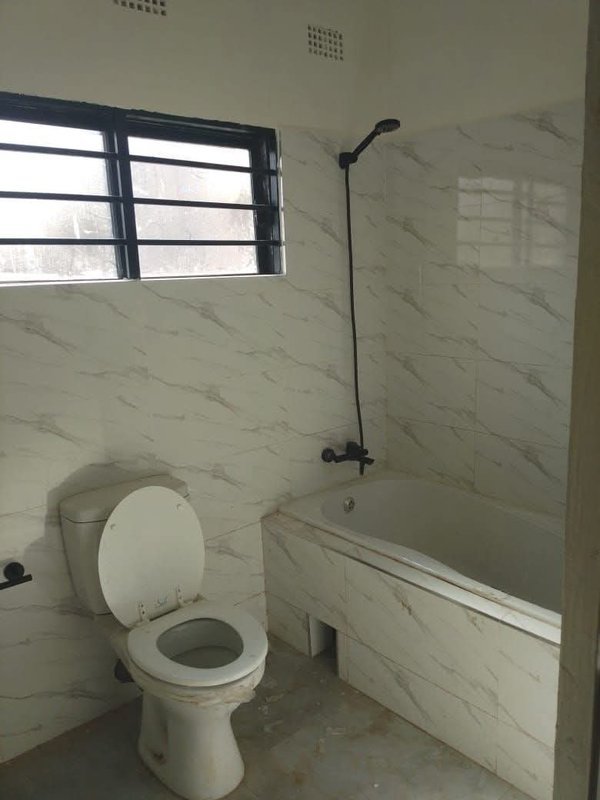 3 BEDROOMED FLAT FOR RENT IN WATERFALLS