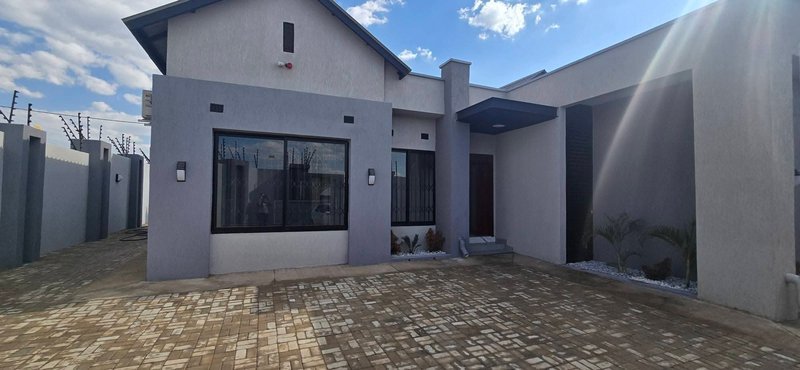 MEANWOOD KWAMWENA (PHASE 3) |NEWLY BUILT THREE (3) BED STANDALONE |FOR RENT|K15,000