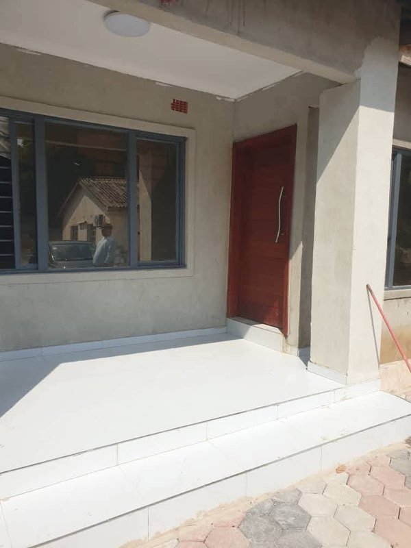 NORTHMEAD|NEWLY BUILT TWO (2) BEDROOM|OFFICE SPACES| FOR RENT|K18,000 EACH|YARD ONLY (3) UNITS
