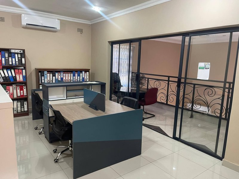 RHODESPARK|PRIME LOCATION| COMMERICAL PROPERTY|RENT|AVAILABLE JUNE MONTH-END|K45,000
