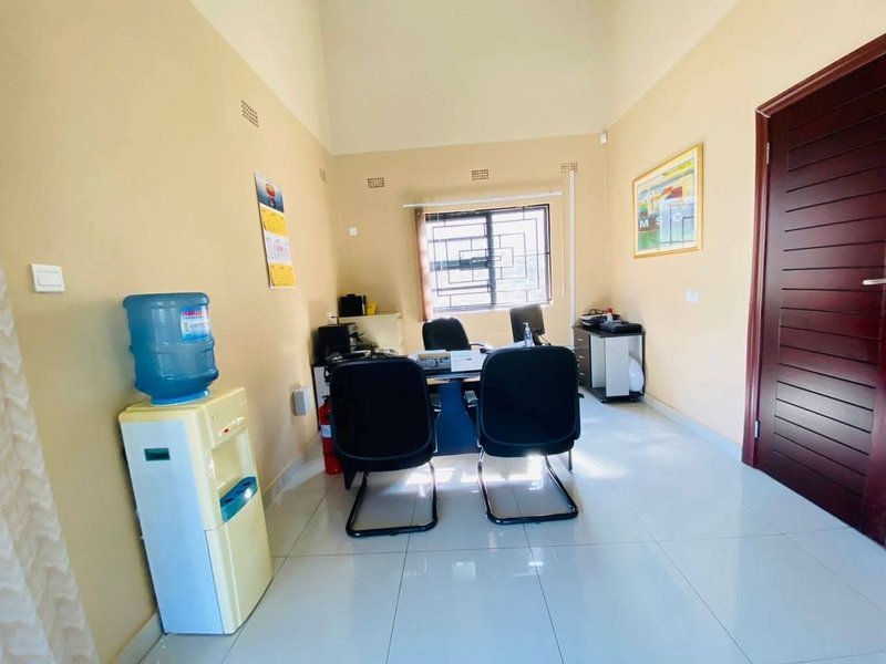 RHODESPARK|PRIME LOCATION| COMMERICAL PROPERTY|RENT|AVAILABLE JUNE MONTH-END|K45,000