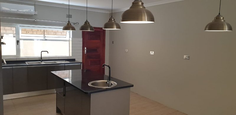 IBEX HILL| FREE STAND THREE (3) BEDROOM HOUSE🏠TWO BED ENSUITE|¥ARD ONLY TWO (2) UNITS|RENT|K20,000