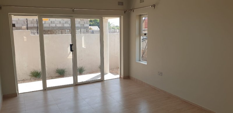 IBEX HILL| FREE STAND THREE (3) BEDROOM HOUSE🏠TWO BED ENSUITE|¥ARD ONLY TWO (2) UNITS|RENT|K20,000