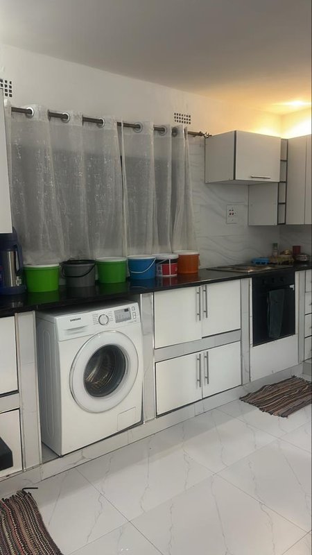 3-BEDROOM STANDALONE FOR RENT COMMERCIAL OR RESIDENTIAL